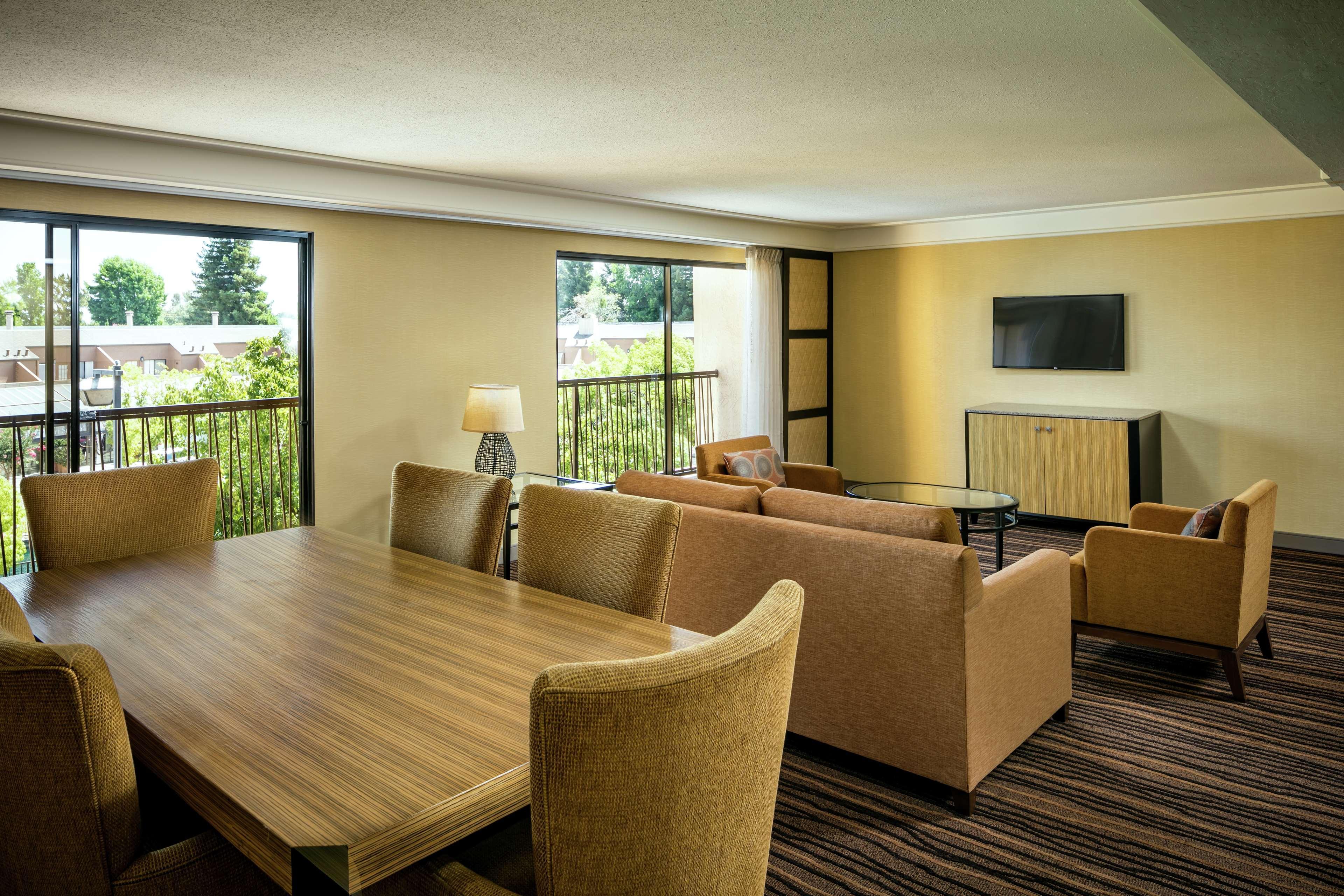 Hilton Stockton Hotel Buitenkant foto