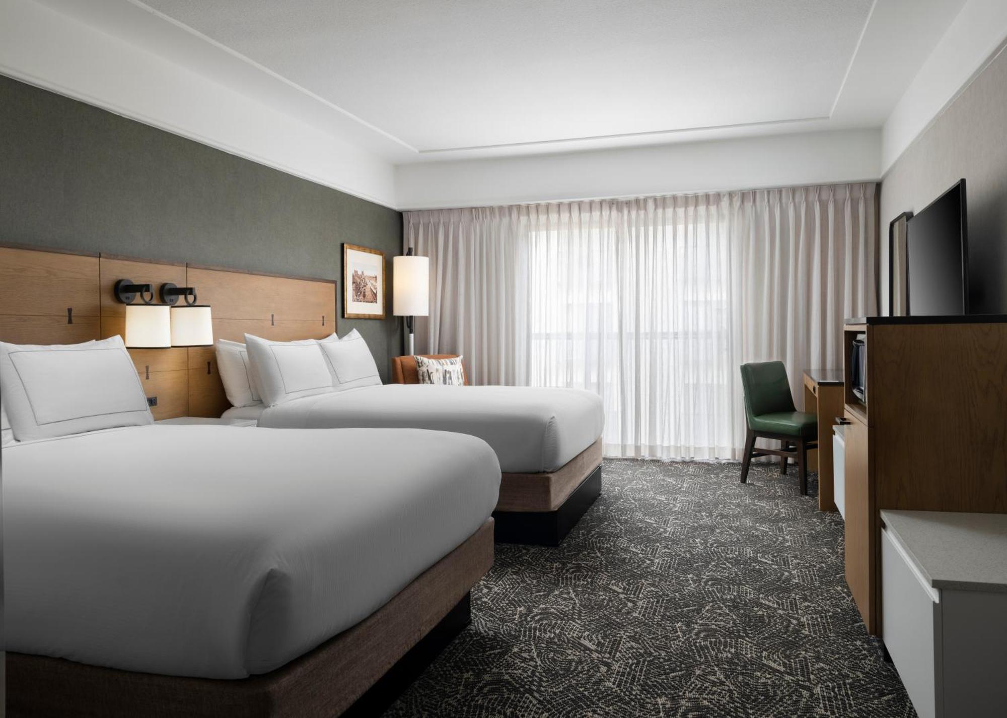 Hilton Stockton Hotel Buitenkant foto
