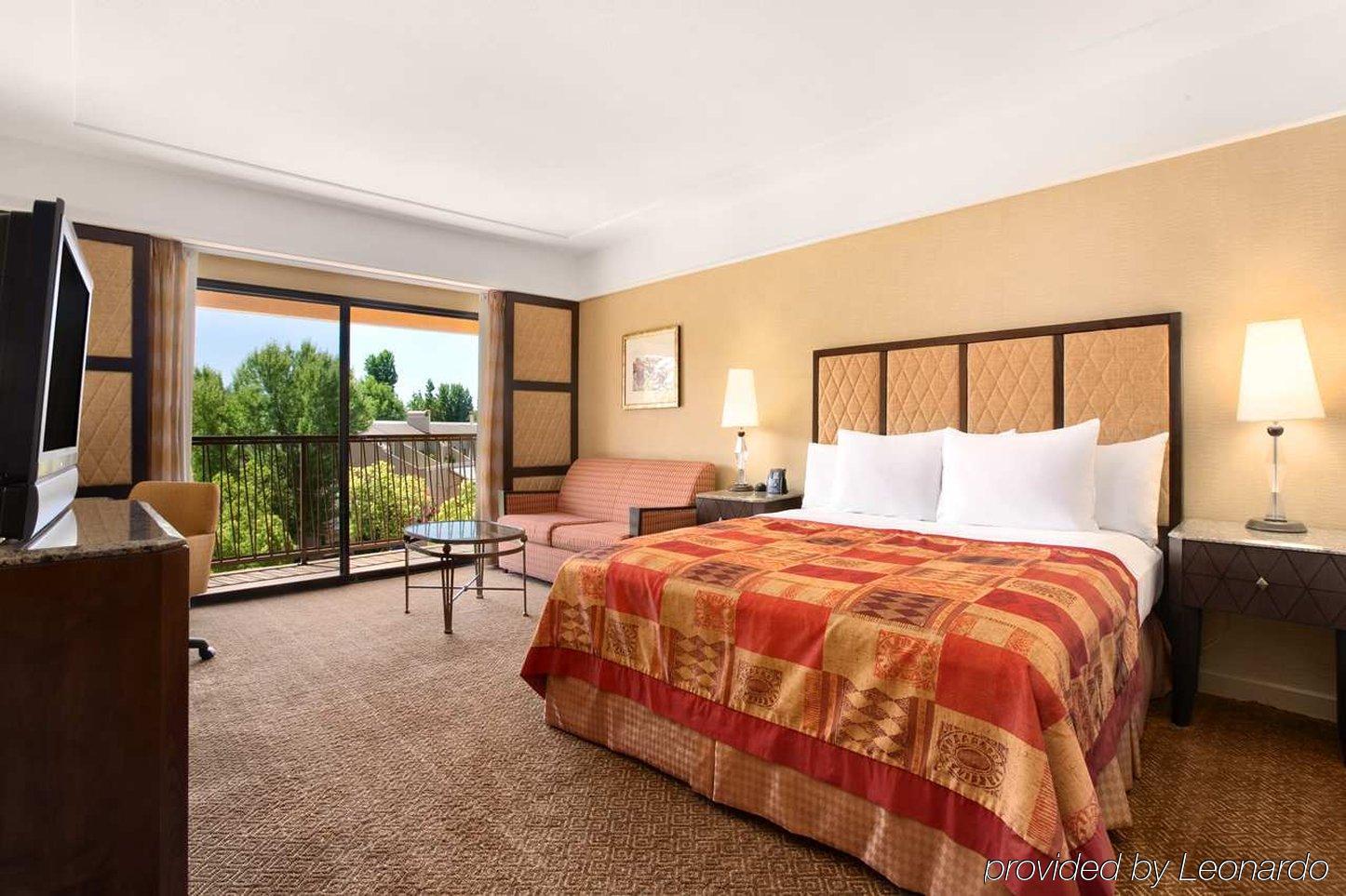 Hilton Stockton Hotel Kamer foto