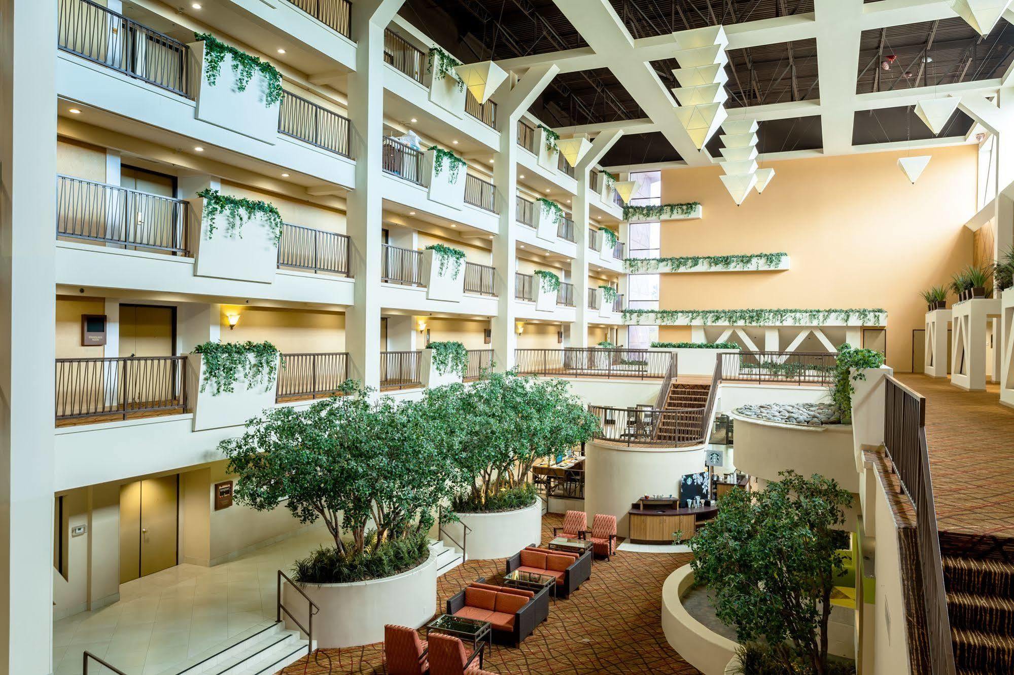 Hilton Stockton Hotel Buitenkant foto